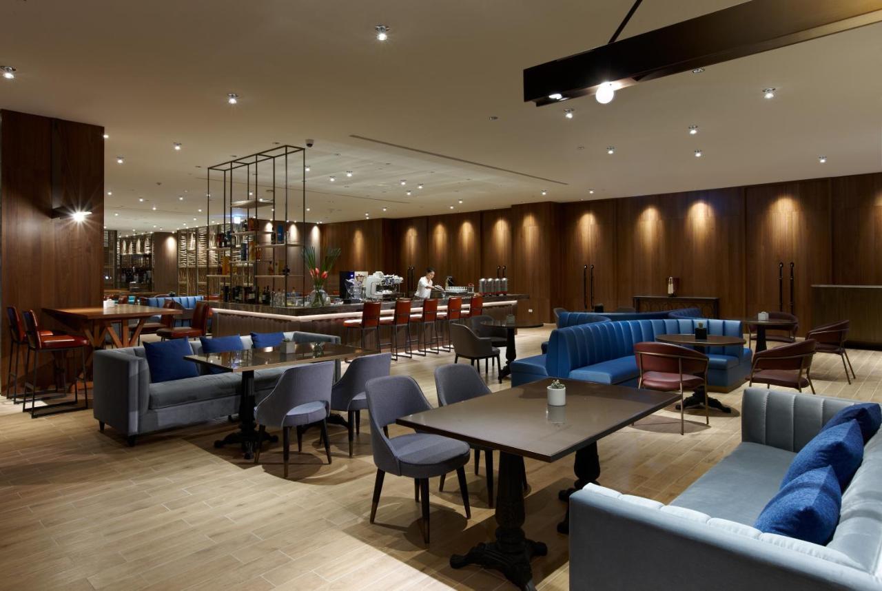 Discovery Hotel Magong Esterno foto
